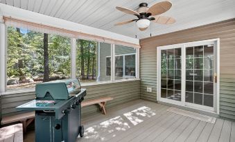 Gray Woodland Escape Golf, Pool & Cinema 5 Bedroom Home