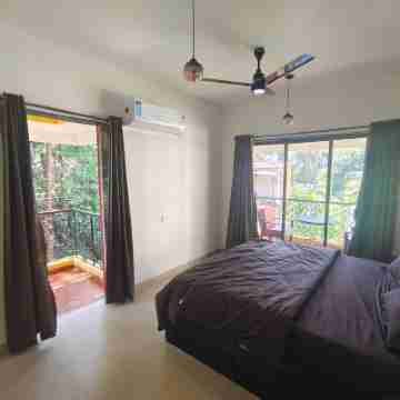 Elegant Retreat in Arpora's Jade Garden Rooms