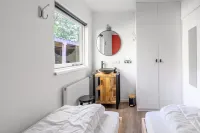 Tastefully Furnished Bungalow for 6 People With Lots of Privacy