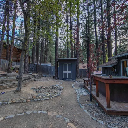 Private Woods - Heavenly California Lodge