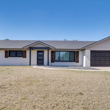 Backyard & Game Room! Home in Heart of Midland