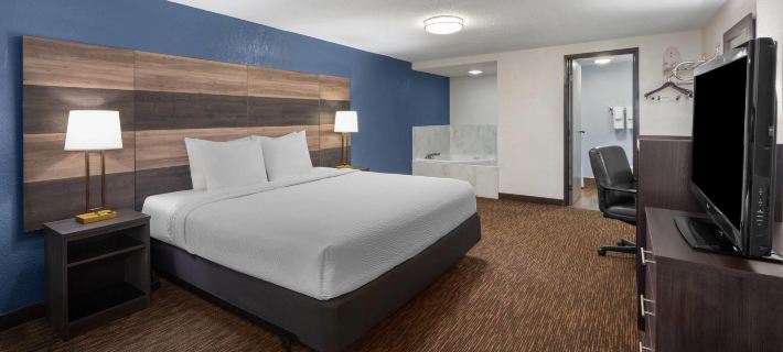 Baymont by Wyndham Downtown Detroit Hotels in Detroit