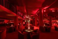 Serry Beach Resort - bar