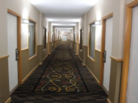 Quality Inn & Suites University Area Hotels in Muncie