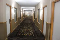 Quality Inn & Suites University Area Hotels in Muncie