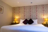 The Maltsters Arms Hotels in Totnes