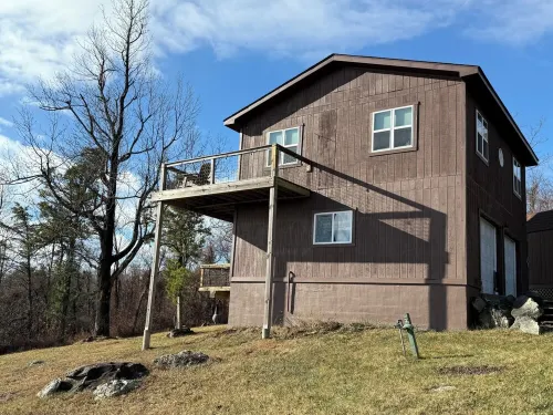 Relax at 3100 feet and enjoy the peace and tranquility Hotels in Greene County