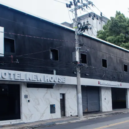 Hotel New House Отели рядом с достопримечательностью «Концертный зал Credicard Hall»
