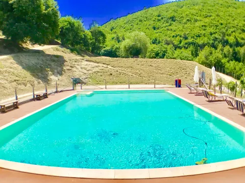 Villa Sole Vini in the Heavenly Heart of Umbria on Top of the World sleeps 50 - Villas