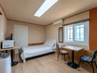 Ongjin Eroom Pension 薪里浦海水浴场附近的飯店