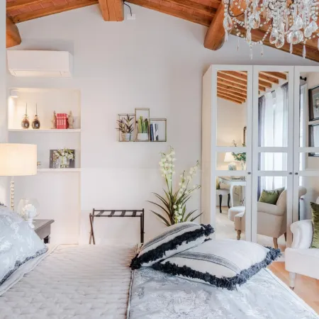 Villa Flora in Montecarlo