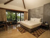 Shoreland Leisure Stays Hotels near ECR Beach