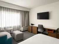 Courtyard by Marriott Brunswick Hotels in Glynn County