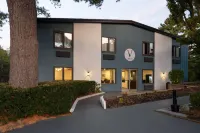 Hotel Vervana, Trademark Collection by Wyndham - Motels