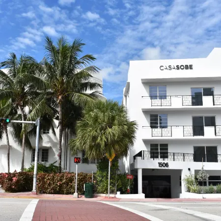 Casa SOBE Отели рядом с достопримечательностью «Новый Мир Симфонии»