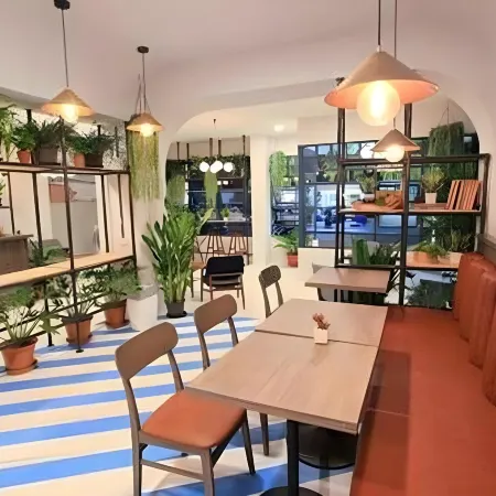 Fun Hotel Отели рядом с достопримечательностью «Рыбацкая деревня Пакнам»