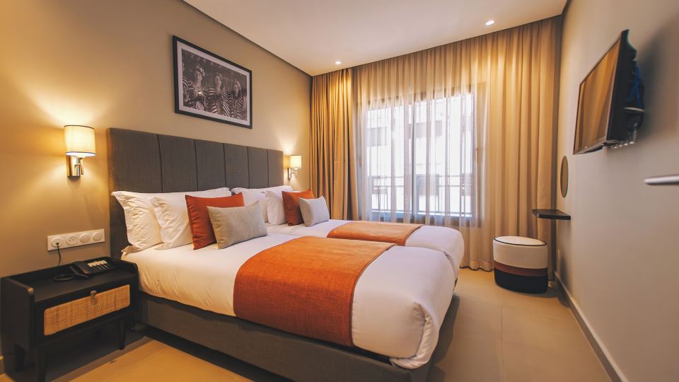 Dally Apart Hotel