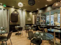 Hôtel Tête d'or Отели рядом с достопримечательностью «06. Парк-де-ла-Тет»