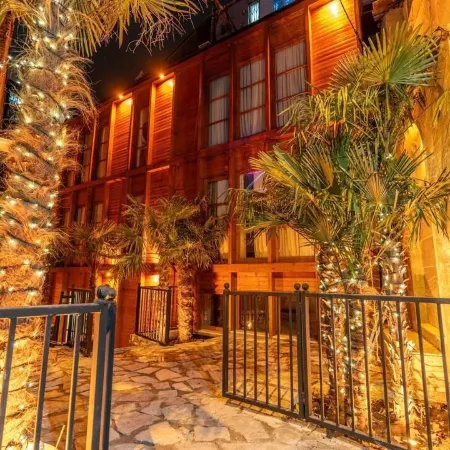 Palm Tbilisi Boutique Hotel