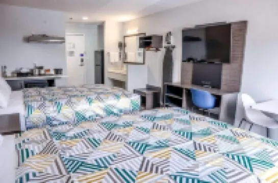 Studio 6 Claremore, OK