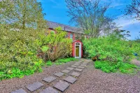 Historical Cottage Near Preston Mill, No Deposit - 3-Star