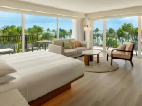 Aruba Marriott Resort & Stellaris Casino Hotels in Palm Beach