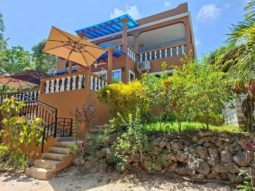 Rocks Villa Homestay - 3-Star