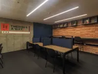Happa Hub Hôtels à proximité de : Tour Colpatria