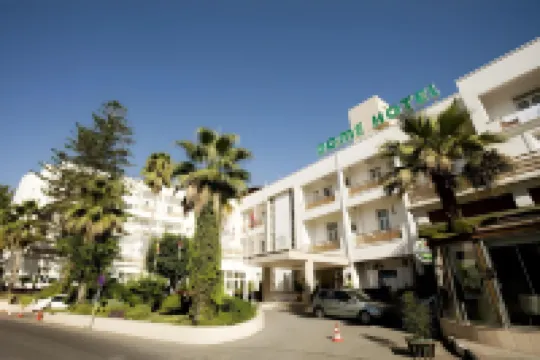 Dome Hotel & Casino at Central Kyrenia โรงแรมใน