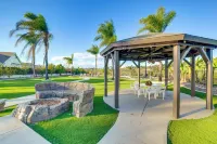 Expansive Riverside Mansion! Luxe, Family Friendly - Homestays
