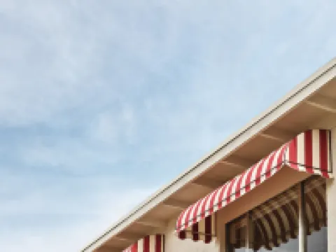 The Isla & Casita Hotels in Batehaven