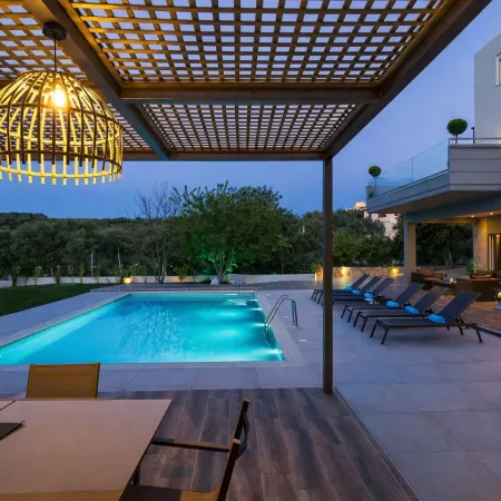 Villa Aelia - Modern & Ideal for Large Groups
