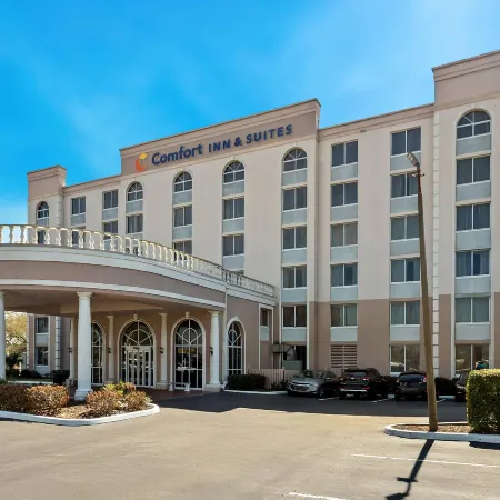 Comfort Inn & Suites Lakeland North I-4