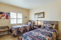 Bright Tucson Home w/ Patio by Rillito River Path! - Country Houses