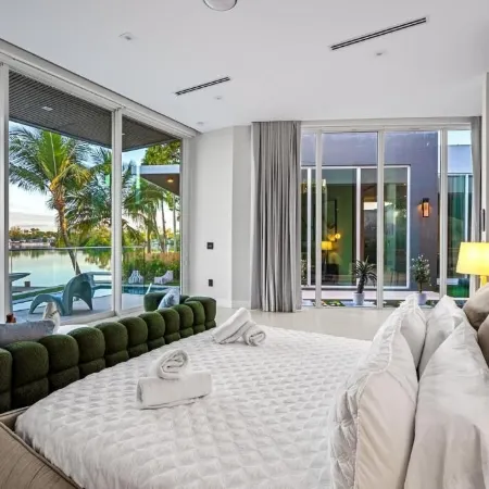 Villa Juani Waterfront Luxury Property
