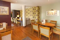 Premier Inn London Gatwick Airport (Manor Royal) - servizio colazione