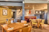 Premier Inn Basingstoke West - breakfast