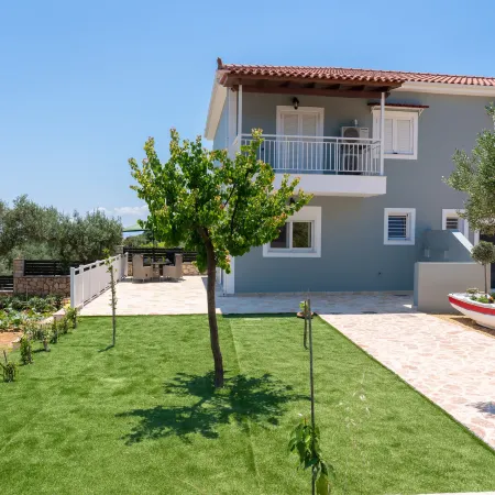 Dendra Apartments at Skala