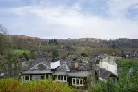 Idyllic Ambleside Retreat with Panoramic Views by LetMeStay - Balkon