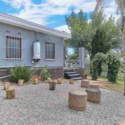 The Cozy 1 Bedroom Apartment Hotel Exterior