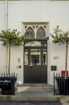 Crescent Place by Mansley Hotels in 