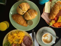 Tribe Medellín - breakfast