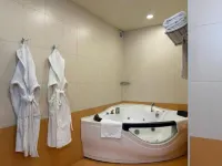 METROPOL HOTEL Yerevan - Hot Tub