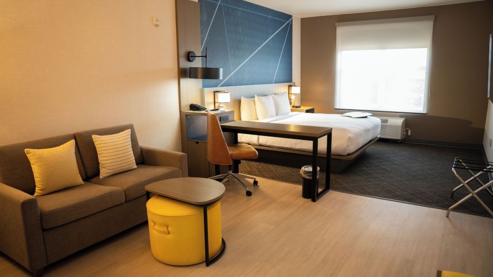 Comfort Suites Airport Tukwila Seattle