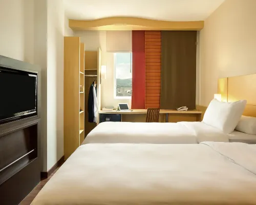 Ibis Bandung Pasteur Hotels near Paris Van Java Mall