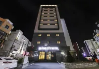 Gangneung Pine City Hotel - Motels