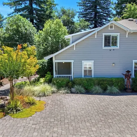 Sonoma Luxury, Enchanting Sonoma Home, Walkable to the Square, Sleeps 10