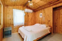 Base Bungalows - Beach