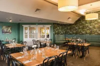 Suncourt Hotel & Conference Centre - bar