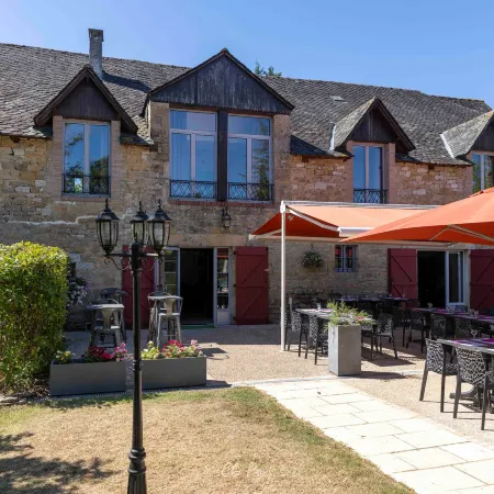 Logis Hôtel Auberge de Cartassac